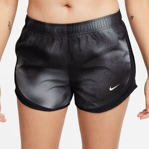 Nike Women's Dri-FIT Tempo Running Shorts